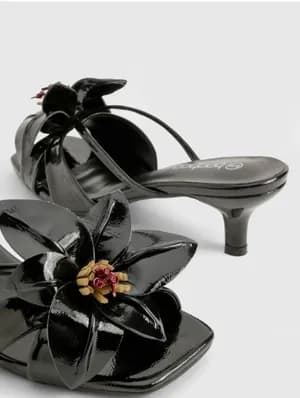 Boohoo flower detail low heeled mules