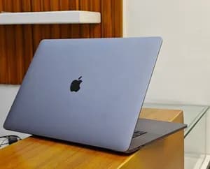 APPLE MACBOOK PRO 2019
