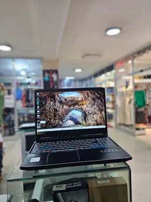 Acer Predator Helios 300 i7 10th Gen