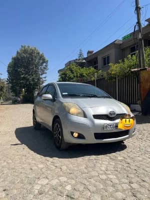 Toyota Yaris Compact 2010 Automatic