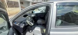 Toyota Vitz 2001