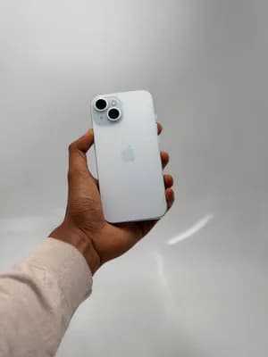 iPhone 15 128GB