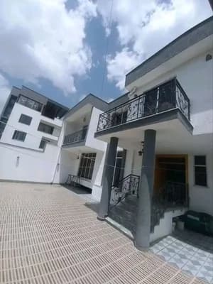 B+G+1 House for Sale in Ayat