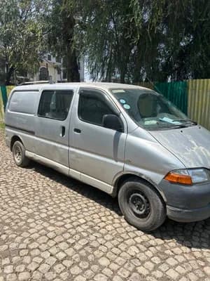 Toyota D4D Dolphin 2004 Diesel Manual