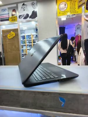 HP notebook 500GB SSD 15.6 inch