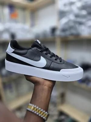 Nike SB flat