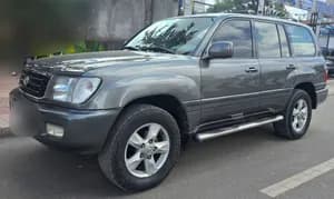 Toyota Land Cruiser 105 Automatic SUV