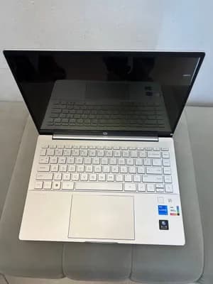 HP Pavilion Plus 14 Laptop