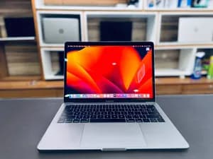 Apple MacBook Pro 2017 13-inch