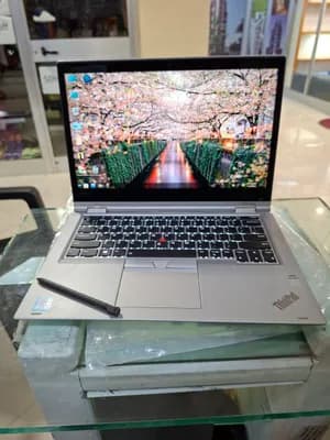 Lenovo ThinkPad yoga x380