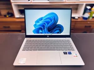 HP Notebook 14 i7 12th Gen 16GB 512GB