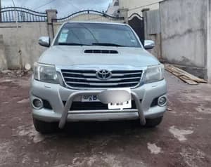 Toyota Hilux 2012 D4D Manual
