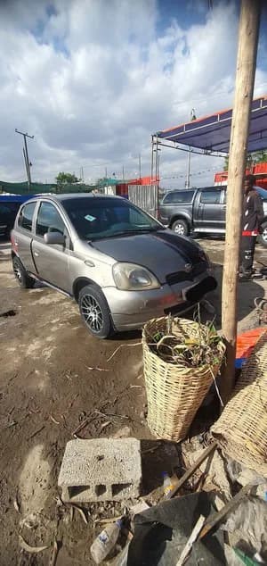 Toyota Vitz 2001 Automatic 1000cc