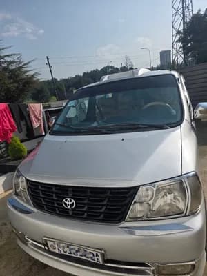 Toyota HiAce Shark 2008