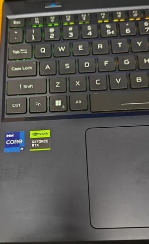 Acer Predator Helion NEO16
