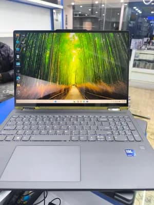 Lenovo Yoga Ultra 7 2-in-1 Laptop