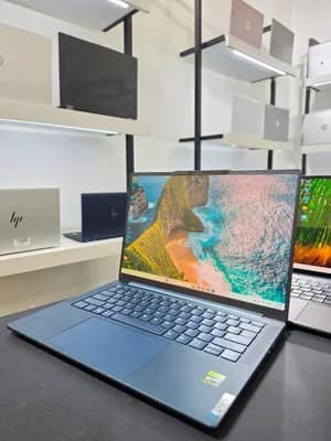 Lenovo Yoga 14 RTX 3050 Laptop