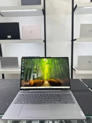 Lenovo Yoga Ryzen 5 7535U Laptop