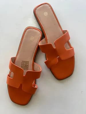 ADDISON CAGED FLAT SLIDER SANDAL