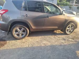 Toyota RAV-4