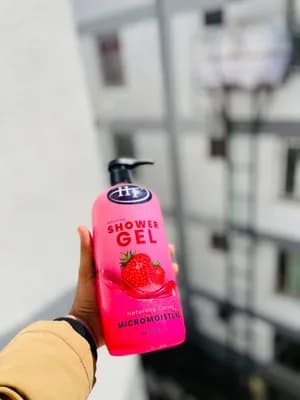 HT Refreshing Strawberry Shower Gel 1000ml