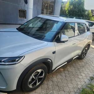 BYD Yuan Up Smart 2025