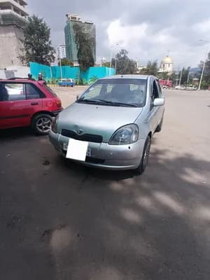 Toyota Vitz 2001 1000cc