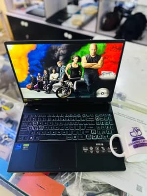 Acer Nitro 16 i7 Gaming Laptop