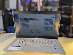 HP Chromebook 14 inch 4GB RAM