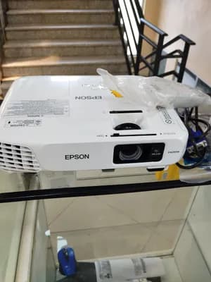 Epson EB-X18 Projector with Bag