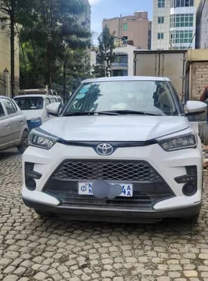 Toyota Raize 2022 Automatic SUV