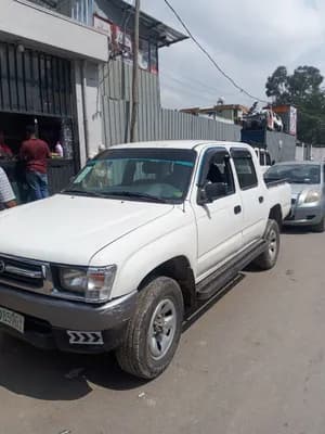 Toyota Pickup 3L 2000 Model