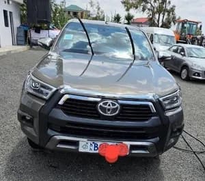 Toyota Hilux Invincible 2.8L Diesel