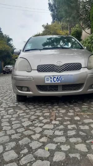 Vitz yaris