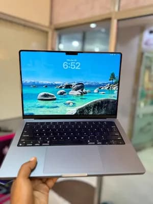 Apple MacBook Pro M1 Pro 14-inch