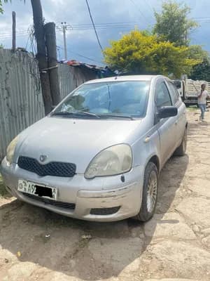 Toyota Vitz 2002
