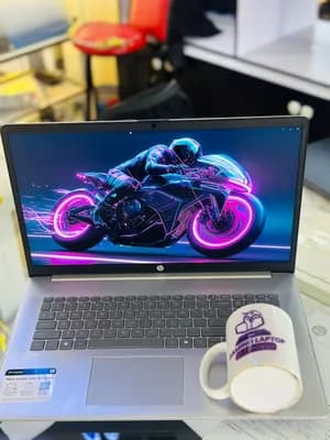 HP Notebook Ryzen 5 7520U 17 inch
