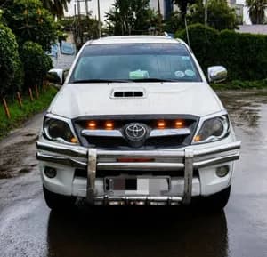 Toyota Hilux Vigo 2010 2.4L Diesel 4WD