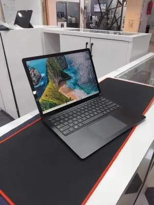 Microsoft Surface Laptop 5 i7