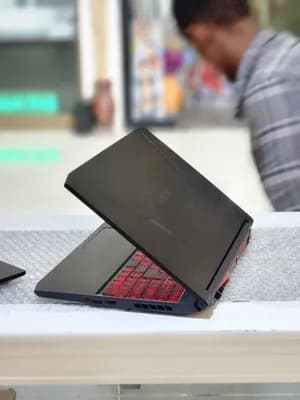 ACER Nitro 5