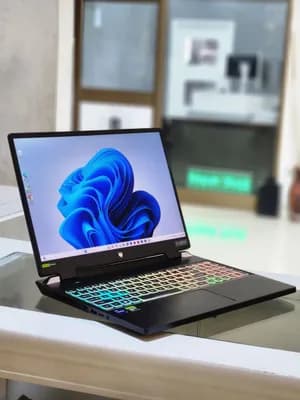 Acer Predator Helios 300 Gaming Laptop