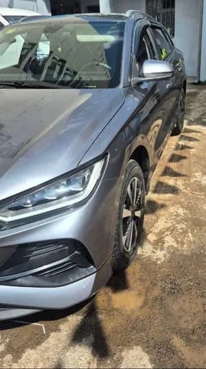BYD e2 2025