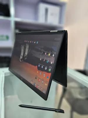 Lenovo ThinkPad Yoga X390 i5 8GB 512GB