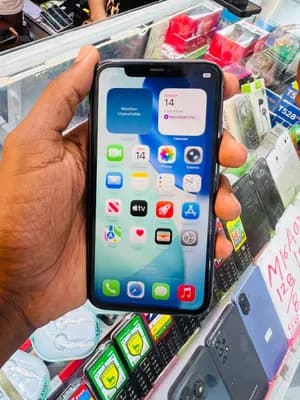 iPhone 11 64GB