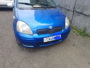 Toyota Vitz 2002