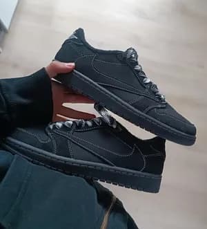 Nike Air Jordan 1 Low Black Phantom