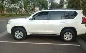 Toyota Landcruiser Prado 2012