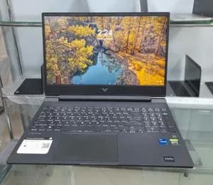 HP Victus 15 i7 16GB RTX 3050