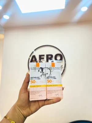 La Roche-Posay Anthelios UVMune 400 Tinted Sunscreen