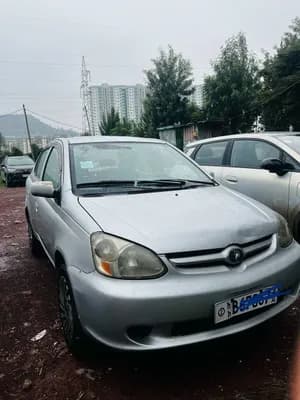 Toyota Platz 2005 Sedan